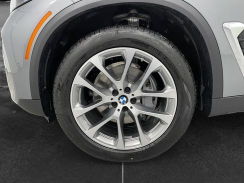 New 2026 BMW X5 xDrive40i w/ Climate Comfort Package AWD/4WD image 12