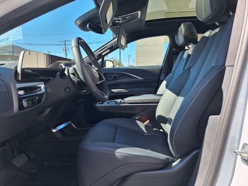 New 2026 Cadillac Lyriq Sport image 12