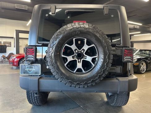 Used 2012 Jeep Wrangler Sport AWD/4WD image 13