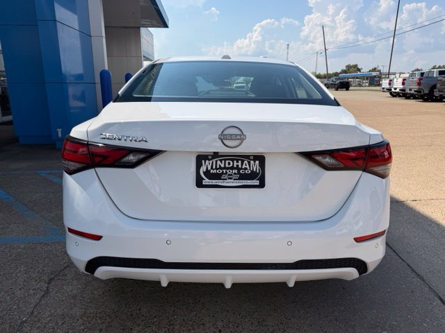 Used 2025 Nissan Sentra SV FWD image 5