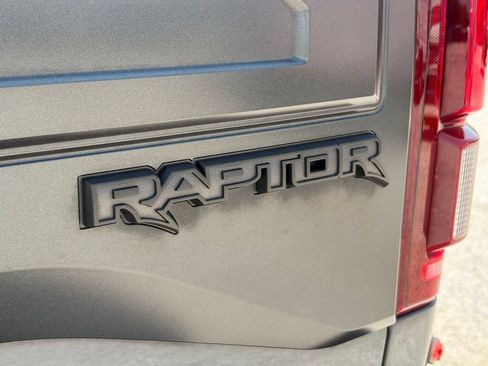 Used 2018 Ford F150 Raptor w/ Equipment Group 802A Luxury AWD/4WD image 14