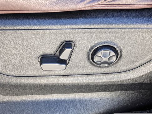 Used 2021 RAM 1500 Big Horn image 18