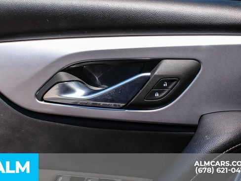 Used 2025 Chevrolet Blazer LT FWD image 39