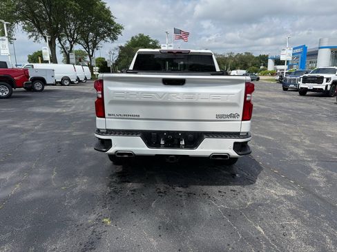 Used 2022 Chevrolet Silverado 1500 High Country w/ High Country Premium Package AWD/4WD image 6