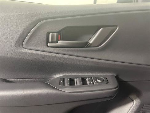 New 2026 Toyota Prius Plug-In Hybrid FWD image 18