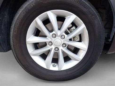 Used 2017 Kia Sorento FWD w/ LX Convenience Package image 7