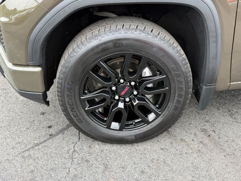 Used 2023 GMC Sierra 1500 Elevation AWD/4WD image 9