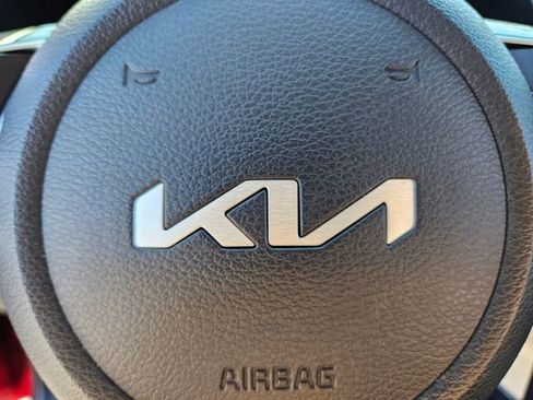 Used 2024 Kia Forte LXS FWD image 28