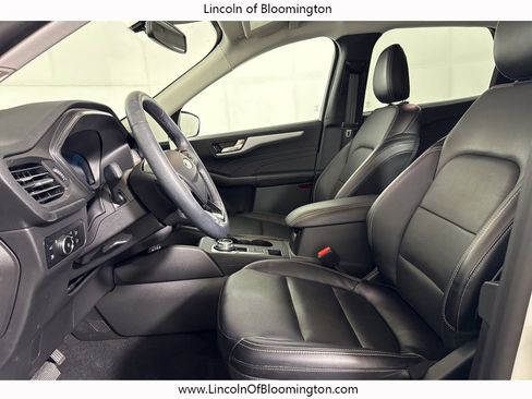 Used 2025 Ford Escape Platinum w/ Class II Trailer Tow Package image 26