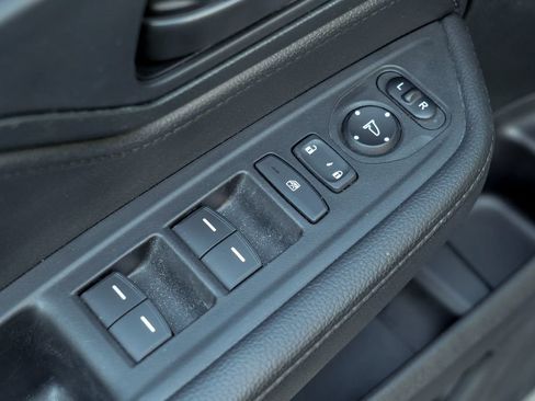 Used 2023 Honda Odyssey EX-L image 19
