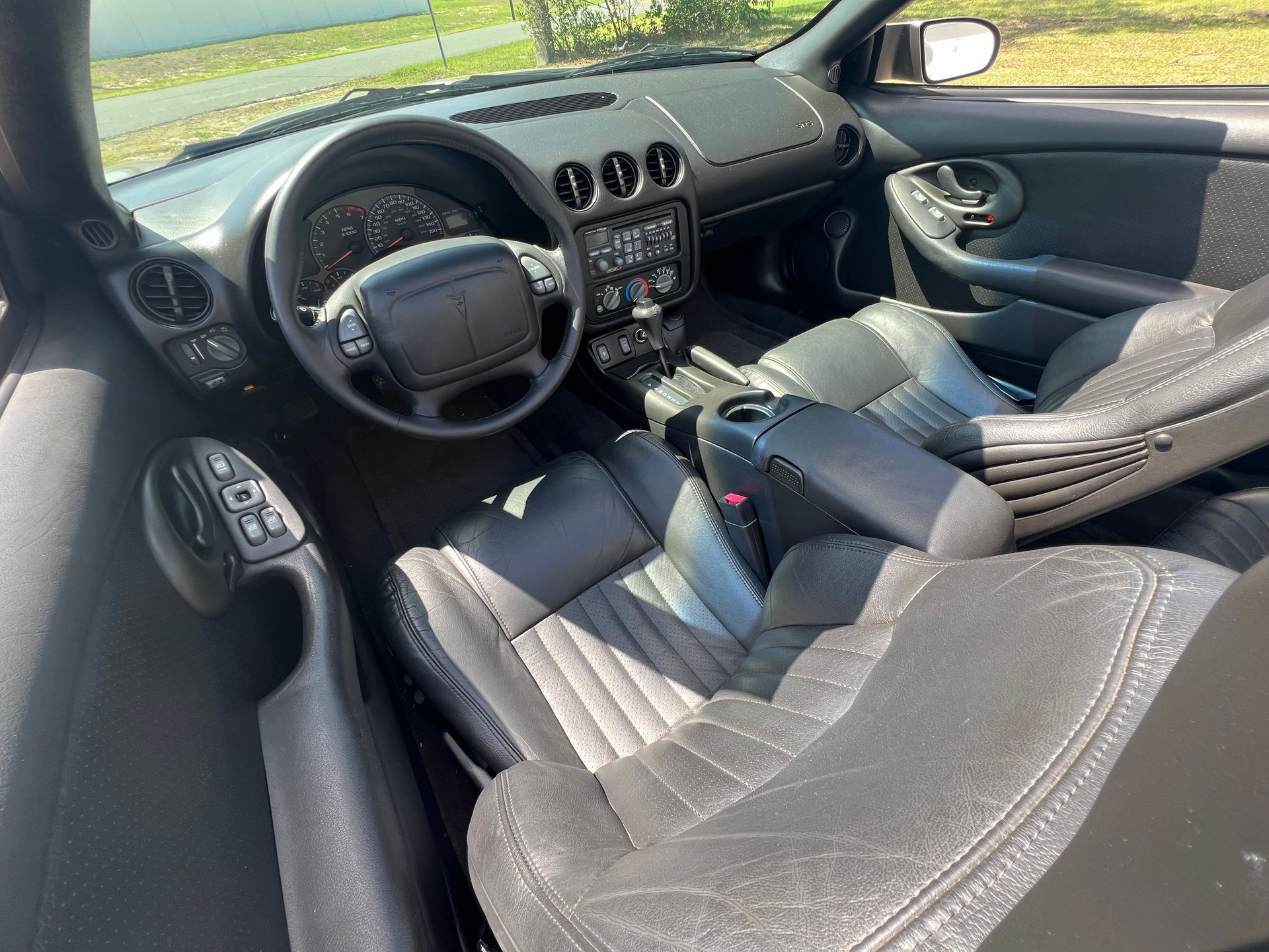 Used 2000 Pontiac Firebird Trans Am RWD image 18