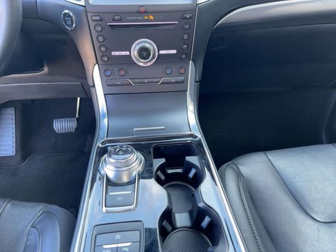 Used 2019 Ford Edge Titanium w/ Equipment Group 301A image 18