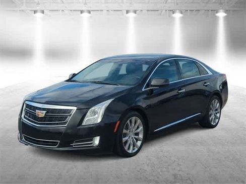 Used 2017 Cadillac XTS Luxury image 4