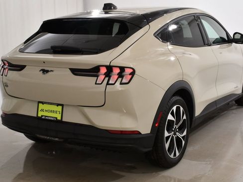 Used 2025 Ford Mustang Mach-E Select w/ Comfort Package Lite image 12