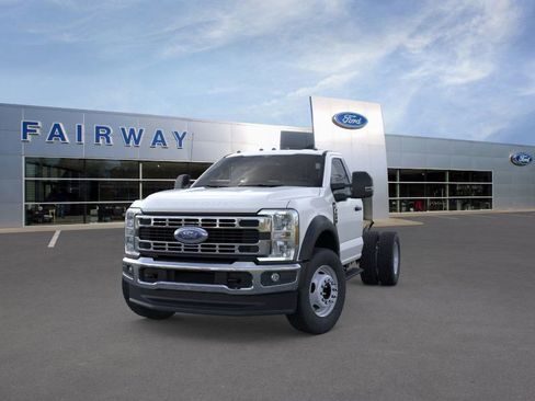 New 2026 Ford F600 4x4 Regular Cab Super Duty w/ XL Chrome Package image 34