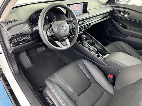 Certified 2025 Honda Accord Touring image 10