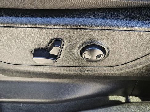 Used 2022 RAM 1500 Lone Star image 31