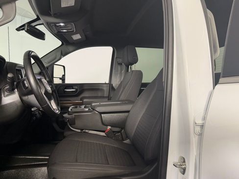 Used 2023 GMC Sierra 2500 SLE w/ SLE Value Package; image 22