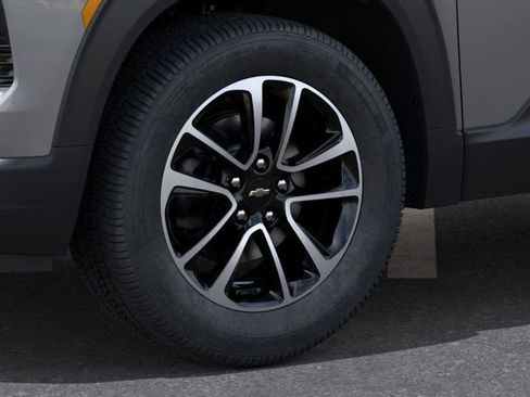New 2026 Chevrolet TrailBlazer LT w/ Driver Confidence Package FWD image 9