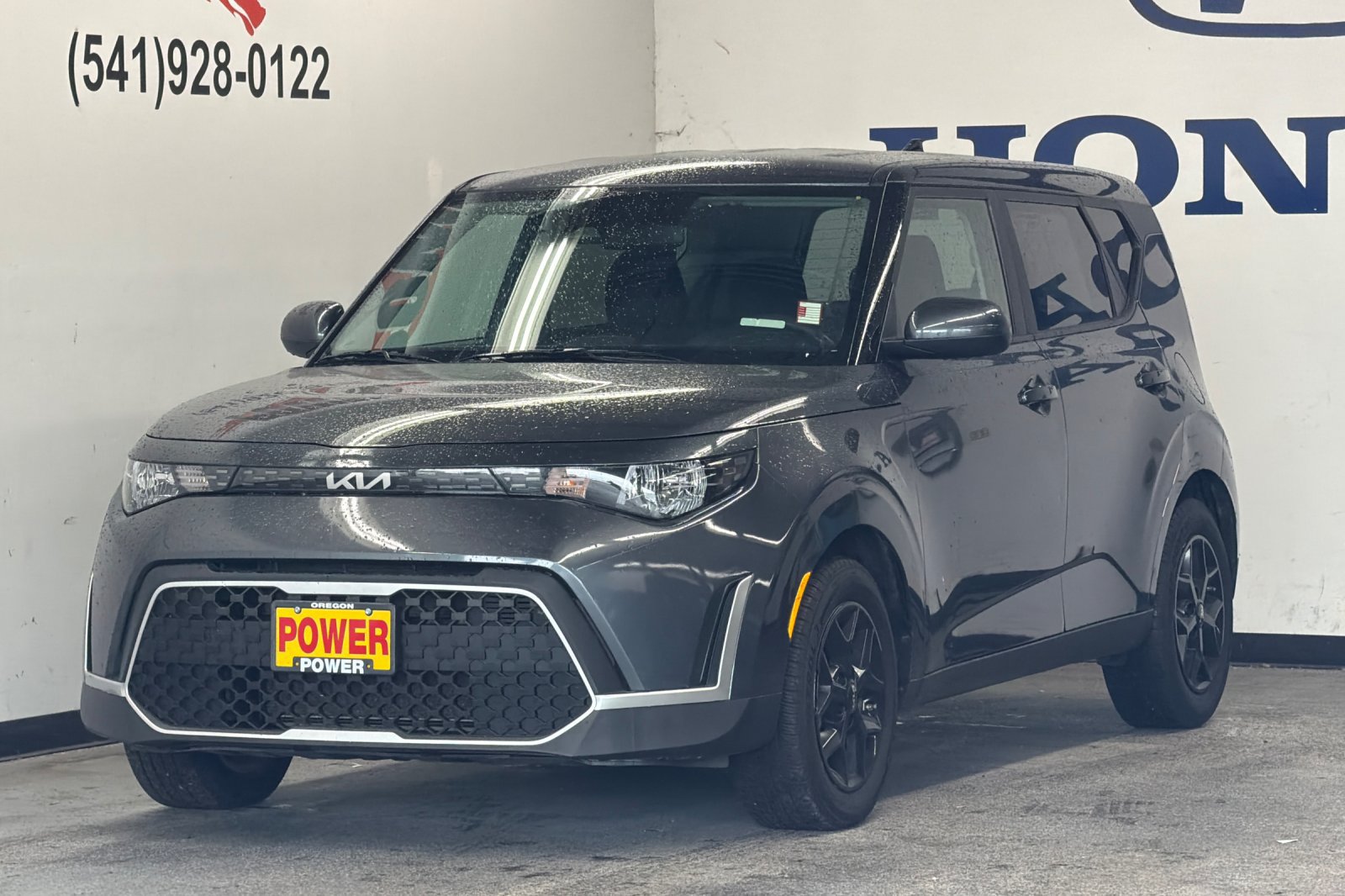 Used 2023 Kia Soul LX w/ LX Technology Package FWD image 7