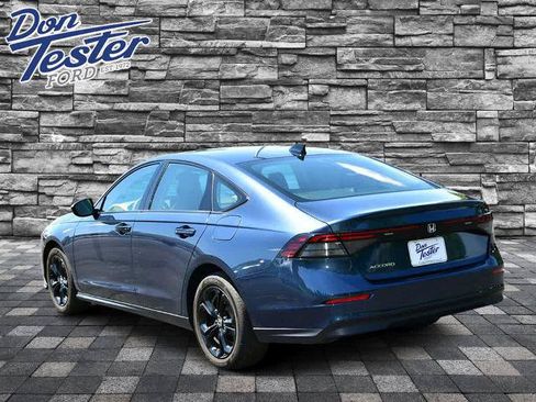 Used 2025 Honda Accord SE image 5