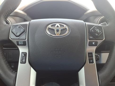 Used 2021 Toyota Tacoma SR5 RWD image 32