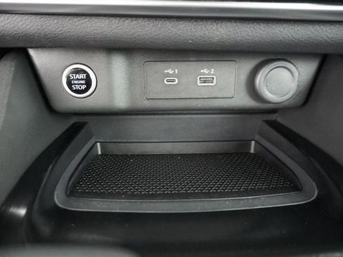 Used 2023 Nissan Rogue SV w/ SV Premium Package image 30