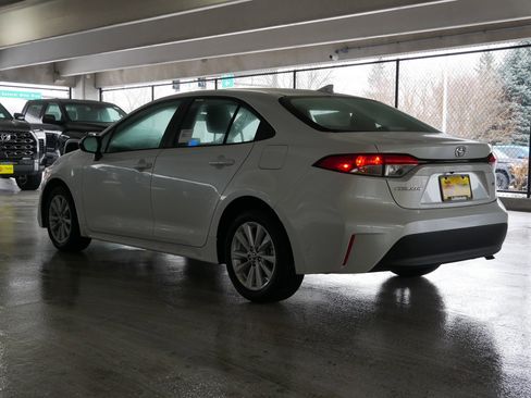 New 2026 Toyota Corolla SE image 7