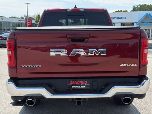 Used 2025 RAM 1500 Laramie AWD/4WD image 7