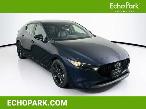 Used 2024 MAZDA MAZDA3 s FWD image 1