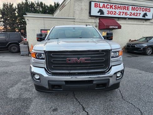 Used 2015 GMC Sierra 2500 SLE w/ SLE Preferred Package image 2