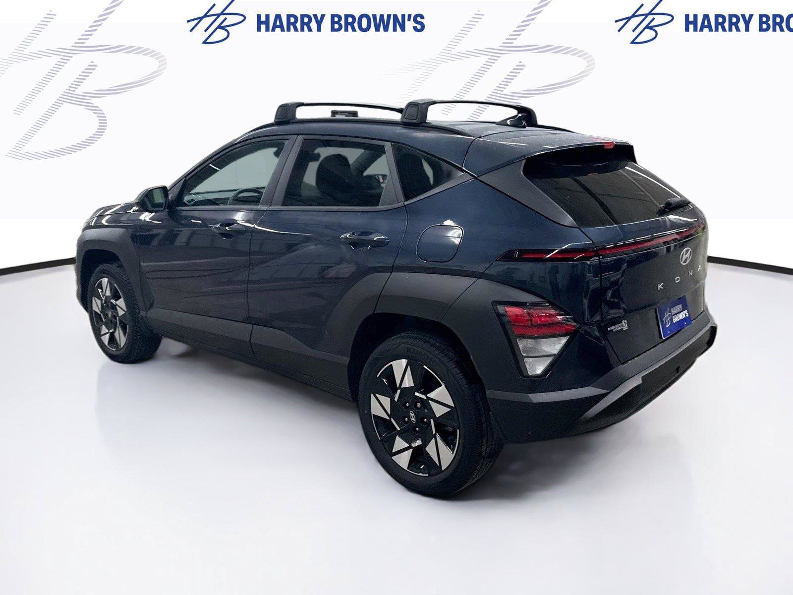 Used 2025 Hyundai Kona SEL AWD/4WD image 2