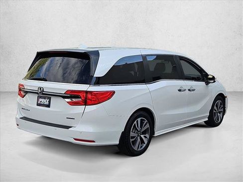 Used 2022 Honda Odyssey Touring image 5