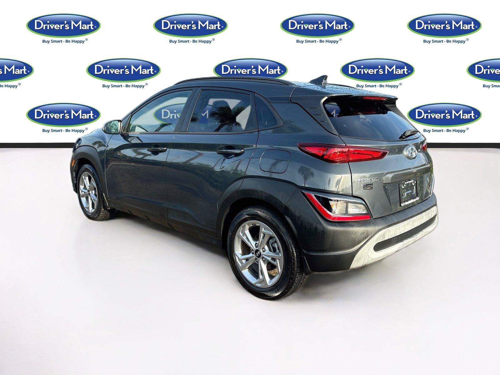Used 2022 Hyundai Kona SEL w/ Cargo Package FWD image 5