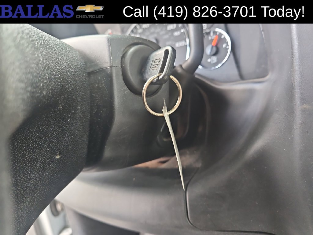 Used 2015 GMC Savana 2500 RWD image 16