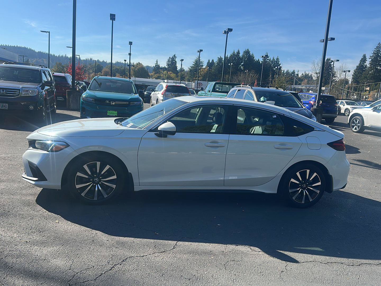Used 2024 Honda Civic EX-L image 2