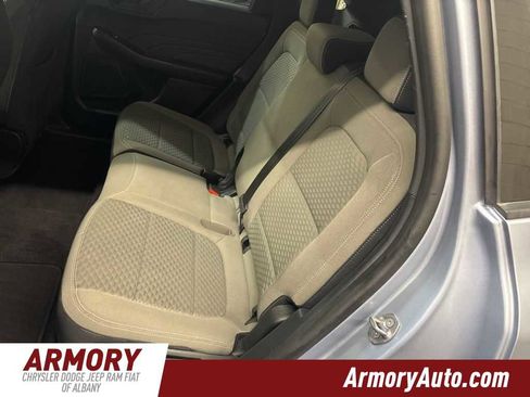 Used 2022 Ford Escape SE image 25