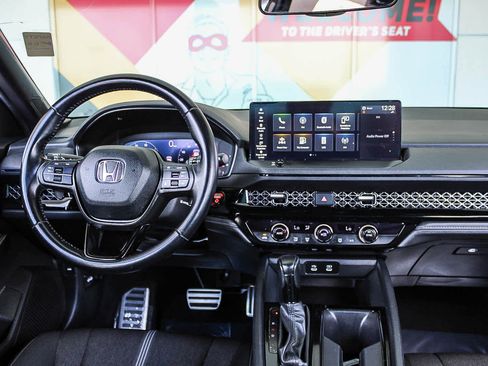 Used 2023 Honda Accord Sport image 13