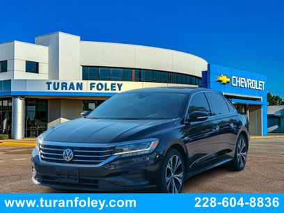 Used 2022 Volkswagen Passat 2.0T SE