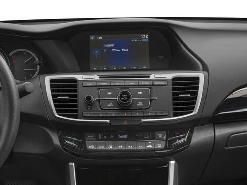 Used 2017 Honda Accord LX image 10