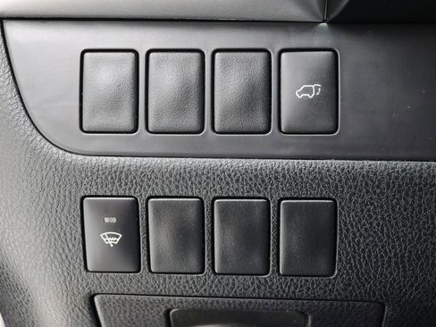 Used 2015 Toyota Highlander XLE image 28