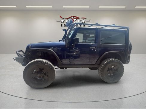 Used 2013 Jeep Wrangler Sahara w/ Dual Top Group AWD/4WD image 2