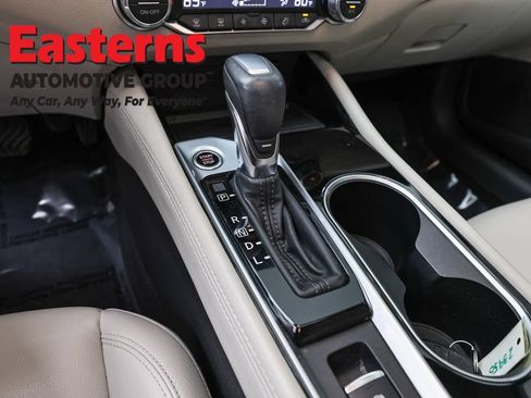 Used 2023 Nissan Altima 2.5 SL AWD/4WD image 13