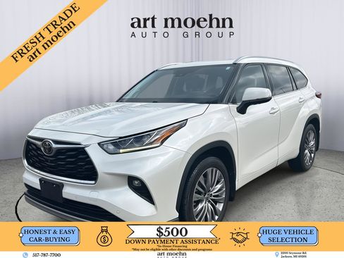 Used 2020 Toyota Highlander Platinum image 1