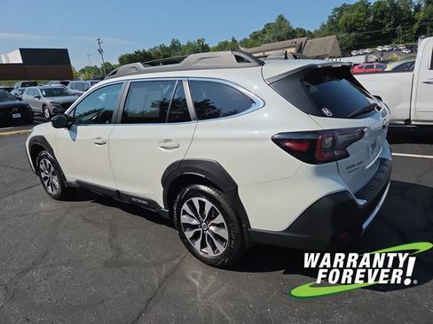 Used 2025 Subaru Outback Limited AWD/4WD image 5