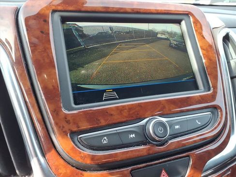 Used 2019 Chevrolet Equinox LT image 23