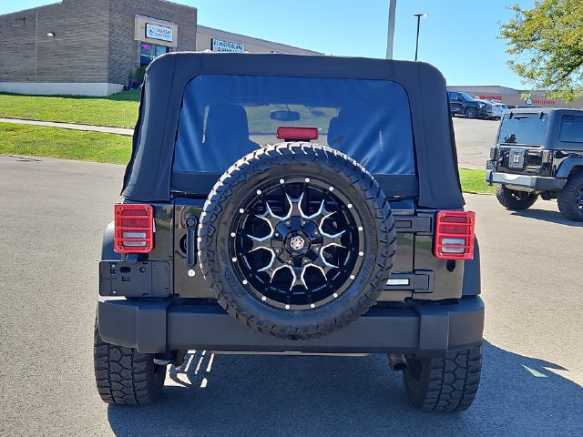 Used 2013 Jeep Wrangler Unlimited Sport AWD/4WD image 4