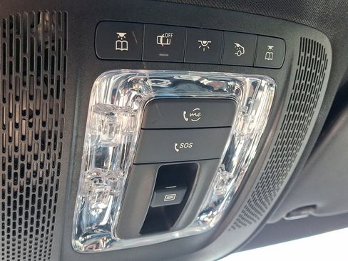 Used 2025 Mercedes-Benz CLA 250 4MATIC image 32