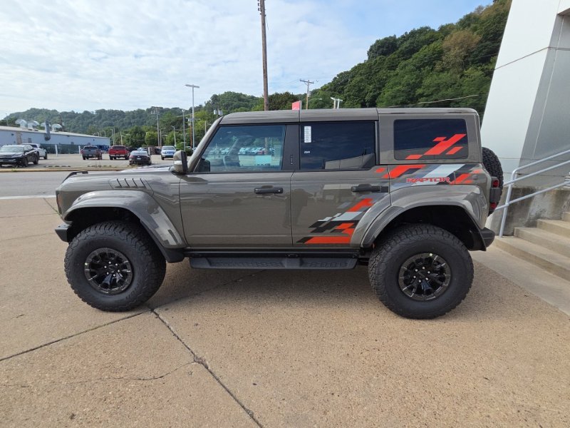 New 2026 Ford Bronco Raptor AWD/4WD image 4