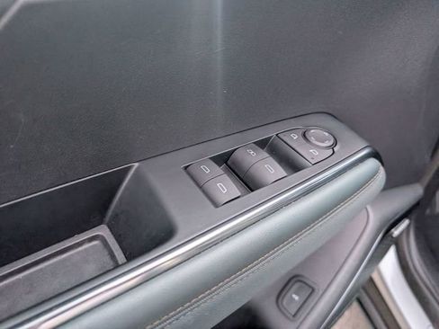 Used 2024 GMC Acadia AT4 w/ Super Cruise Package image 16